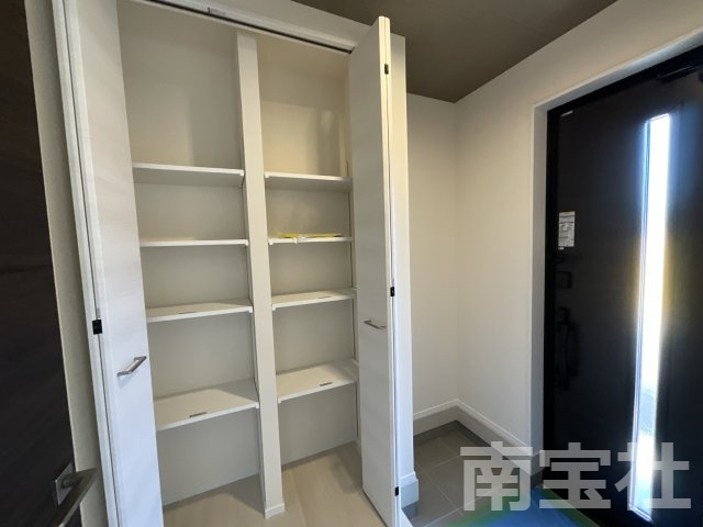 【玄関】 | シューズクローゼット