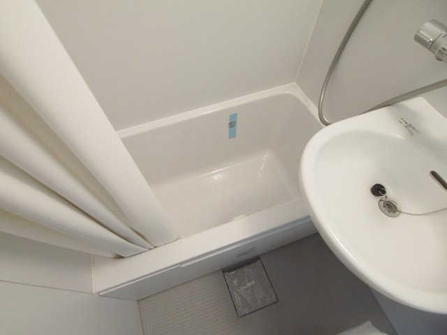 メゾネットスエヒロのその他|浴槽。
