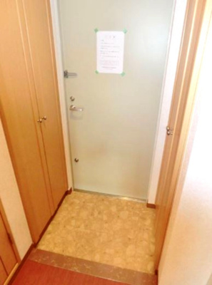 【玄関】 | グランドゥール高師浜 | ※イメージ　同物件別号室の写真