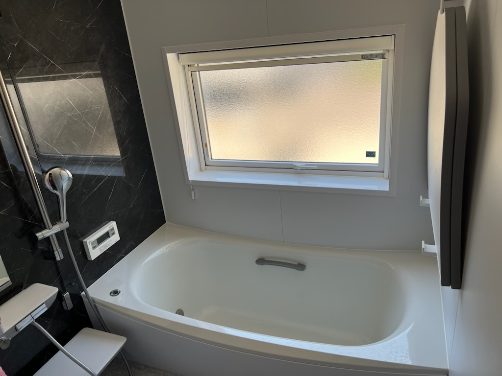 半田２丁目中古住宅の浴室|ＵＢ