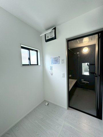 ーAdoble＋アドブル＋ー小倉南区下貫1丁目1期　【小倉南区　新築戸建て】の前面道路含む現地写真|現地撮影　2025,9,12　ーAdoble＋アドブル＋ー小倉南区下貫1丁目1期　【小倉南区　新築戸建て】