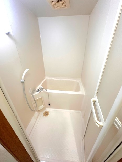 グランドハイツ八幡の浴室