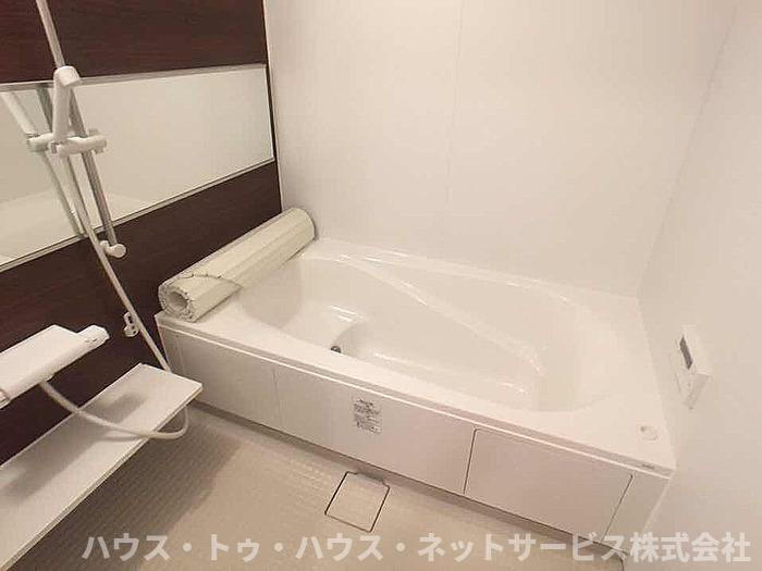 WEST COURT 楓の浴室