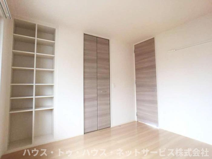 WEST COURT 楓の寝室