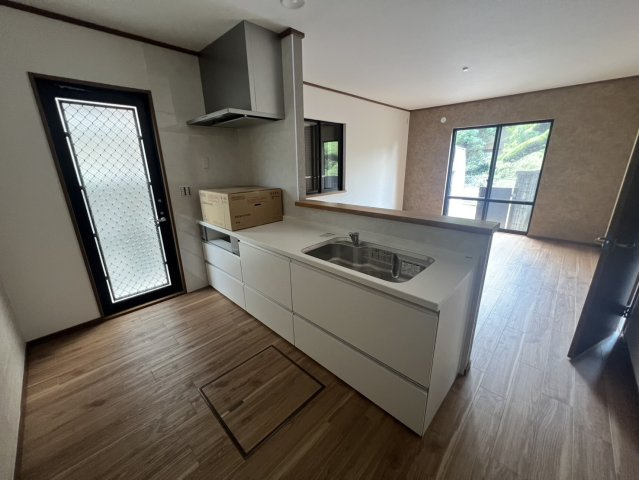 清滝中町中古戸建の居間・リビング|ゆったり過ごせる居間です