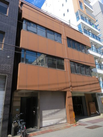 千代田区神田和泉町のビル