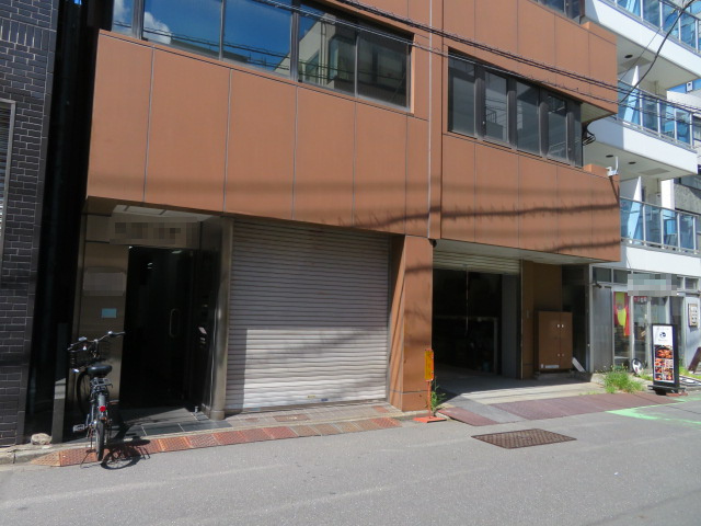 千代田区神田和泉町のビル