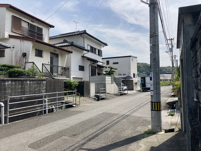 いの町枝川建売⑫の前面道路含む現地写真