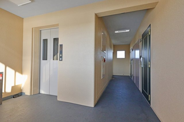 サンメイツ京阪・七条大宮のロビー