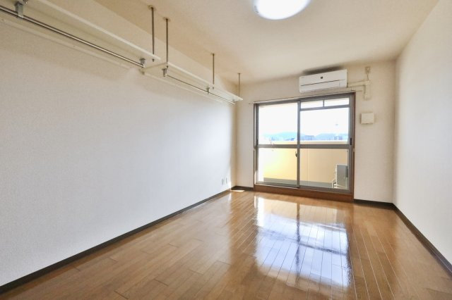 サンメイツ京阪・七条大宮の居間・リビング