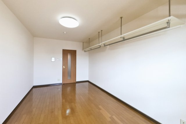 サンメイツ京阪・七条大宮の居間・リビング