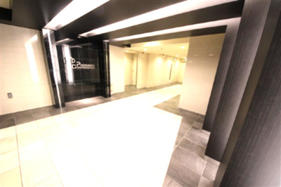 【エントランス】 | プレサンス堺筋本町駅前