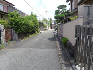 【前面道路含む現地写真】 | 川西市向陽台2丁目　建築条件無土地