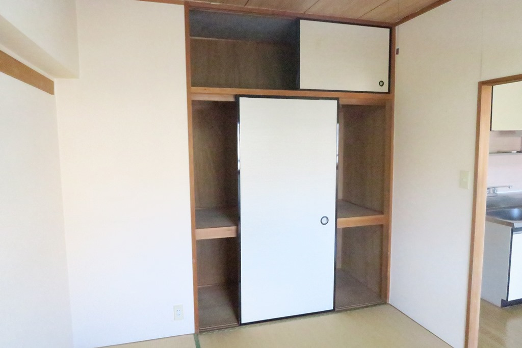 サンロード蕨の収納|※別号室参考写真