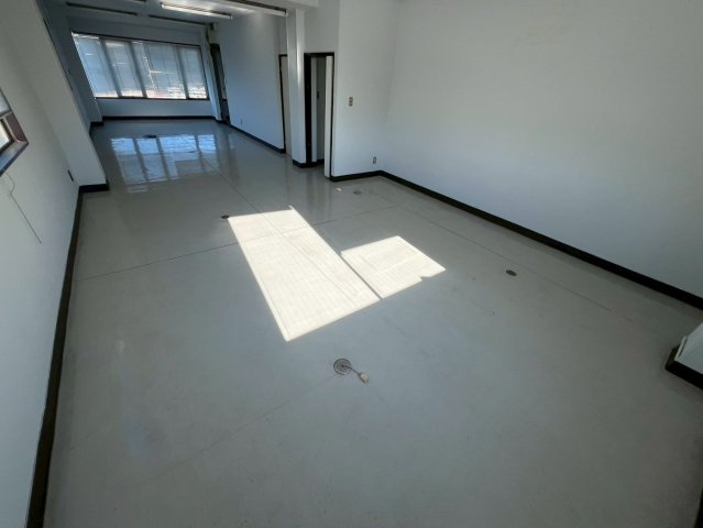 NKビルの内装|302号室