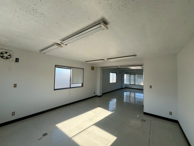 NKビルの内装|302号室