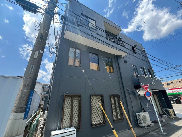 NKビルの外観