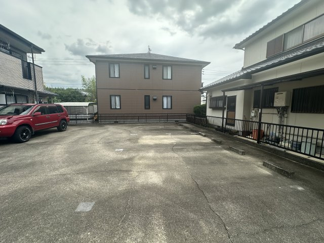ジョイナス岩ヶ根の駐車場