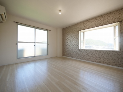 グランシャリオ津高弐番館の居間・リビング|※写真は別の部屋のものです。