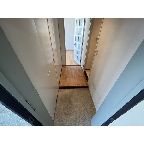 ハウゼケイ魚崎の内装