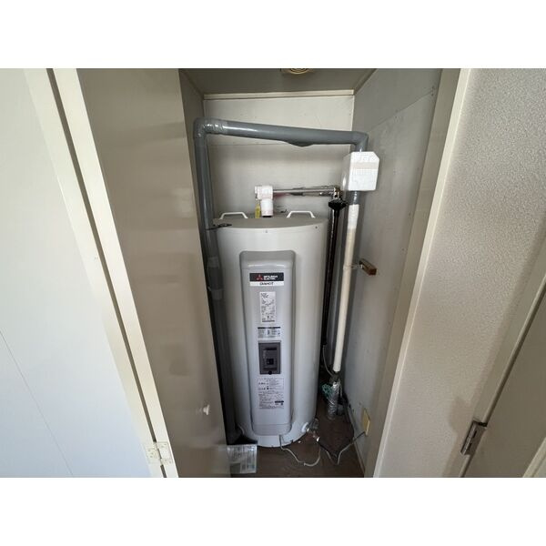 ハウゼケイ魚崎の玄関