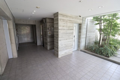 【ロビー】 | ラフルール