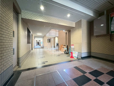 【ロビー】 | シュロス五月山Ⅲ