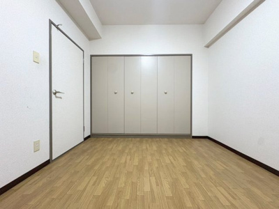 【寝室】 | シュロス五月山Ⅲ