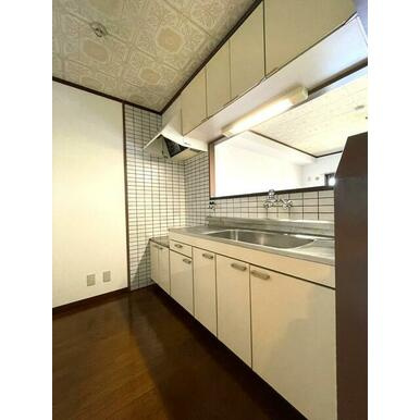 熊本市南区馬渡２丁目の賃貸マンションのキッチン