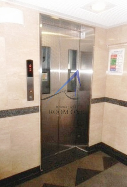 パークウェル川崎のその他共用部分|エレベーターです。