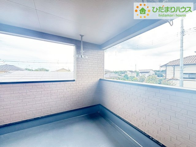 那珂市瓜連第13　新築戸建　3号棟のバルコニー|バルコニー付きなら洗濯物がたくさん干せて乾きやすいですね