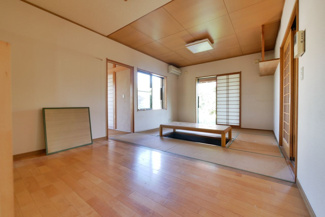 【その他】 | 山梨市万力 平成17年築中古戸建 敷地172坪・大型間取 | LDK　19.2帖　掘りごたつ付き