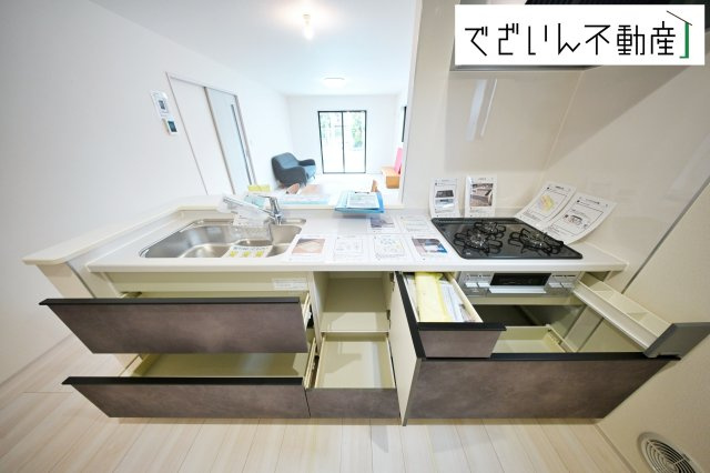 【キッチン】 | Livele Garden.S熊谷市石原1丁目　新築住宅 | 現地(2025年10月撮影)