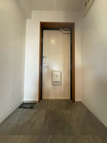 マンション・フォルツーナの玄関