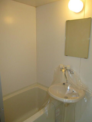 【浴室】 | カルダスサカイ | 落ち着いた空間のお風呂です