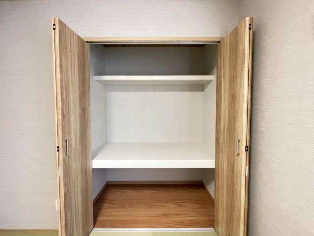 八戸市大字新井田字重地下の収納