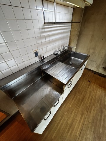 グランドヴィラ三先のキッチン