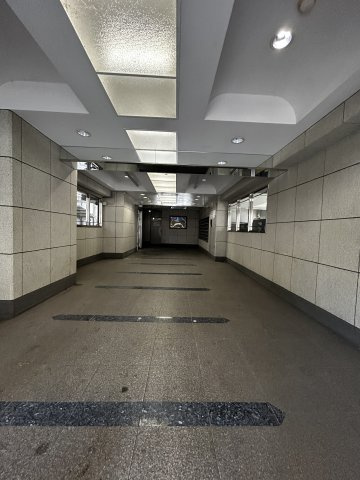 グランドヴィラ三先のエントランス