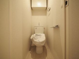 【トイレ】 | コンフォリア・リヴ大阪本町 | 清潔感のあるトイレです