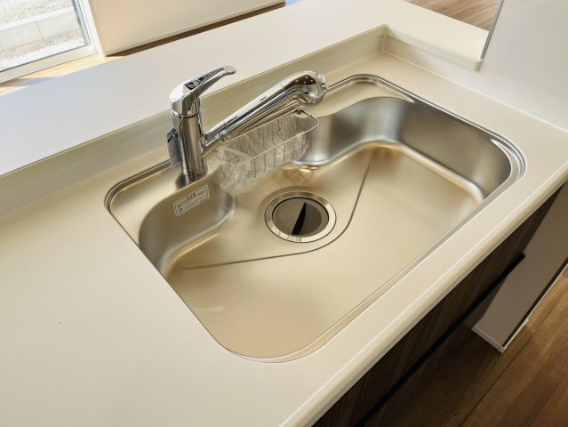 知多市八幡荒井1番1『仲介手数料無料』新築戸建てのキッチン