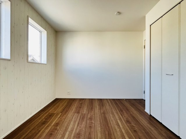 知多市八幡荒井1番1『仲介手数料無料』新築戸建ての洋室