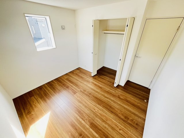 知多市八幡荒井1番1『仲介手数料無料』新築戸建ての洋室