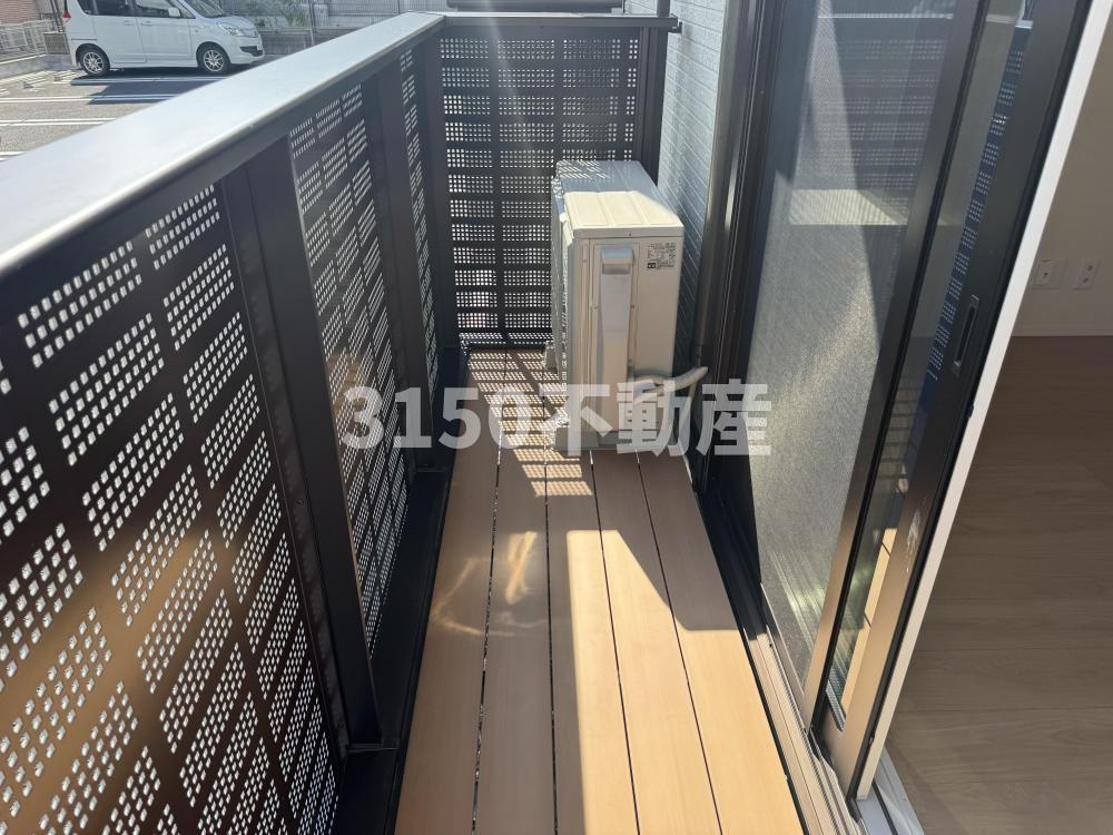 アネシス県庁東のバルコニー