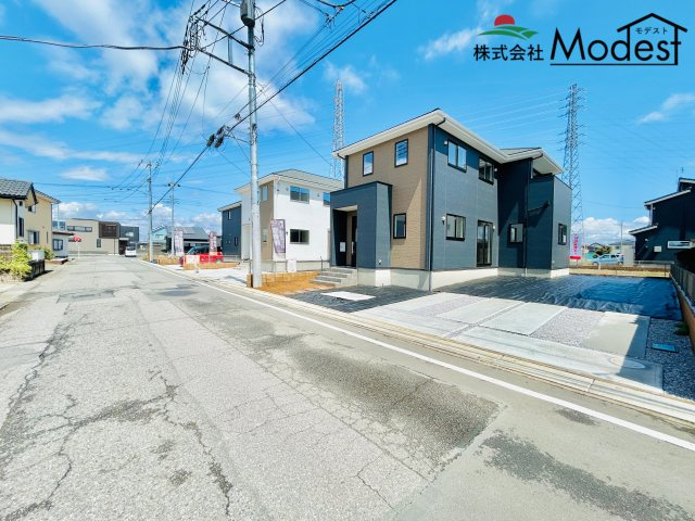 太田市宝町の前面道路含む現地写真|車の通りも少なく駐車も焦らずにできます♪