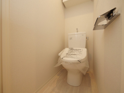 【トイレ】 | コンフォリア・リヴ大阪本町 | トイレもきれいです