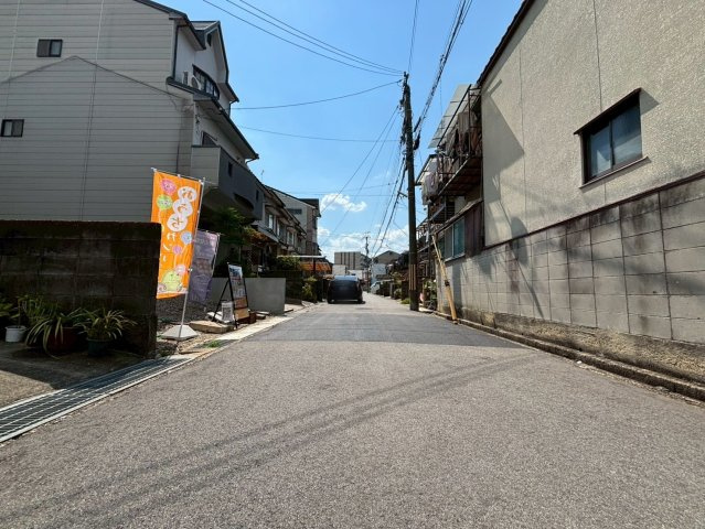 久世上久世町　条件無し土地の前面道路含む現地写真|【前道】
