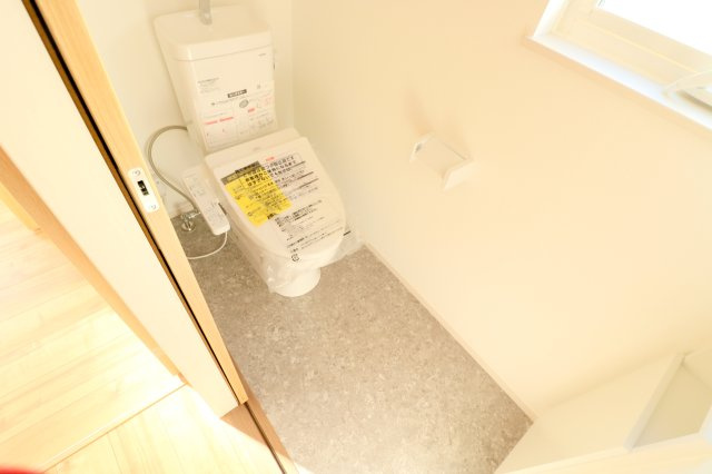 【トイレ】 | 富士見市羽沢1丁目　新築一戸建住宅　全3棟　(ふじみ野店)