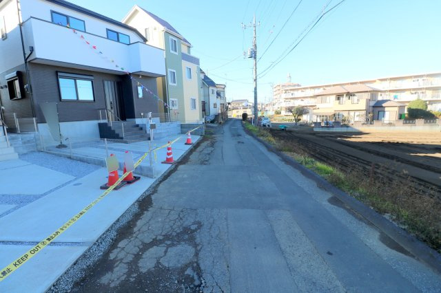 【前面道路含む現地写真】 | 富士見市羽沢1丁目　新築一戸建住宅　全3棟　(ふじみ野店)