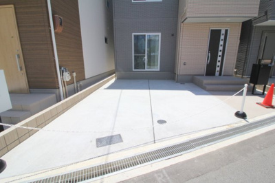 【駐車場】 | 豊中市服部本町二丁目戸建