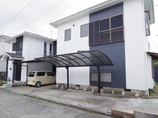大網白里市永田　中古住宅の駐車場|8万円賃貸中  年間予定賃料収入96万円　５LDK リフォーム履歴あり サウナ・シャワールーム完備